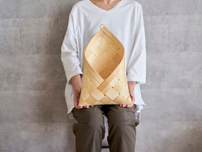 Letter Basket / Pine / EST 330705