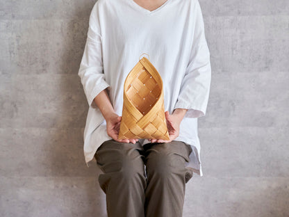 Letter Basket / Pine / EST 330705