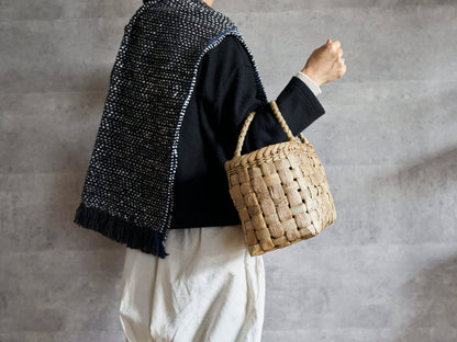 インド/コットン　ガラ紡　ミディアムストール　Herringbone-Dot Black　330930-3