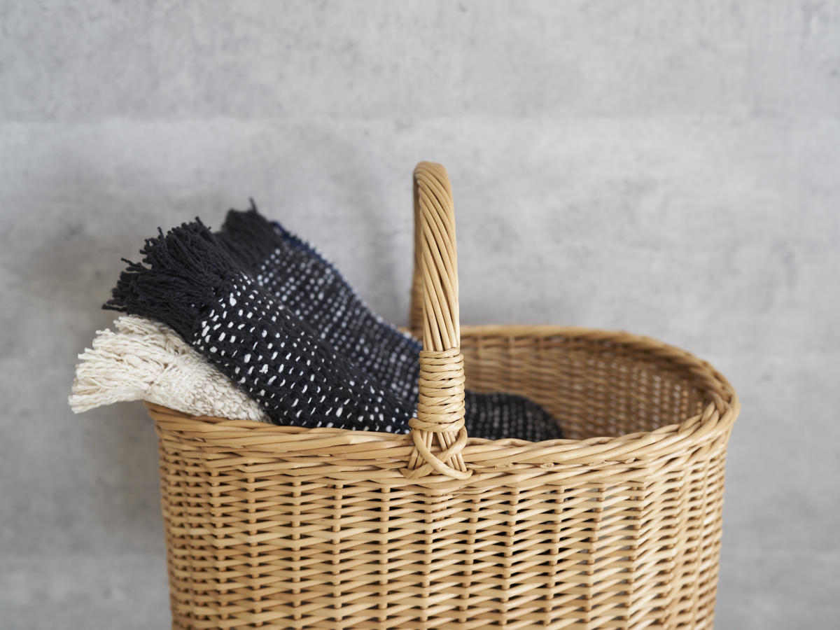 インド/コットン　ガラ紡　ミディアムストール　Herringbone-Dot Black　330930-3