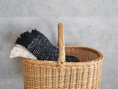 インド/コットン　ガラ紡　ミディアムストール　Herringbone-Dot Black　330930-3