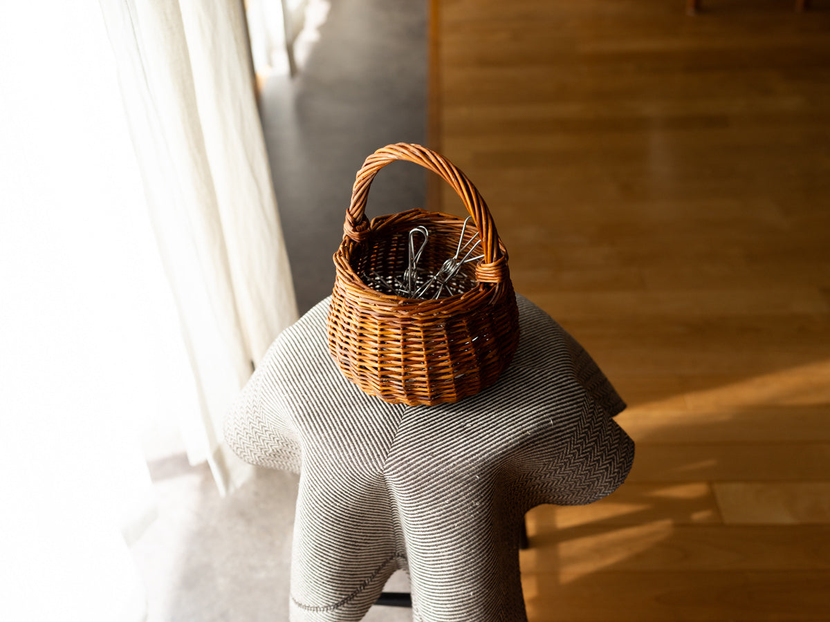 持ち運びしやすい小ぶりな手付きかご – 市川籠店 | 1basketry