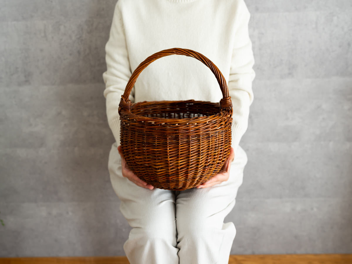 Round Basket Natural & White / Willow / BEL 440308