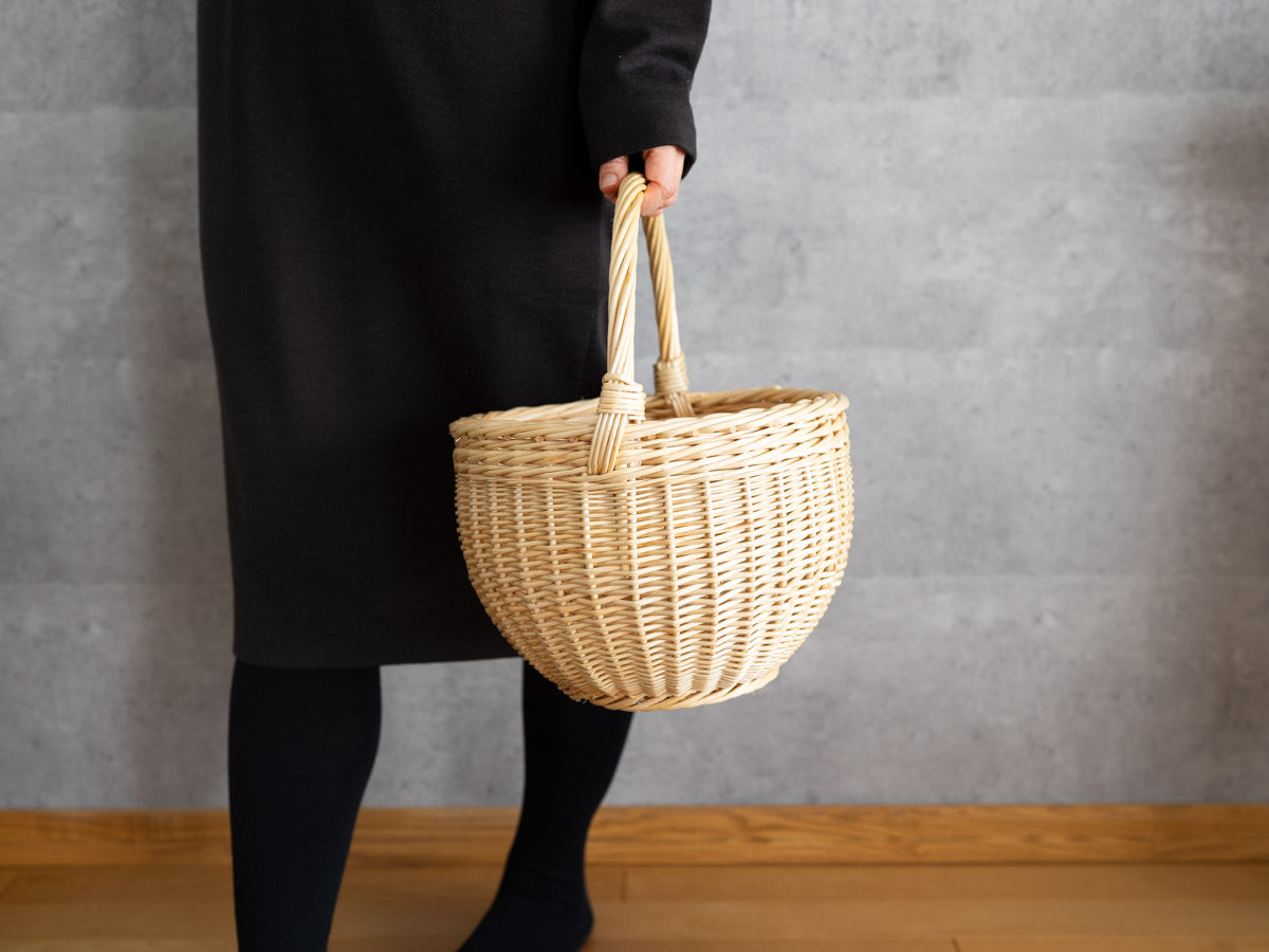 Round Basket Natural & White / Willow / BEL 440308