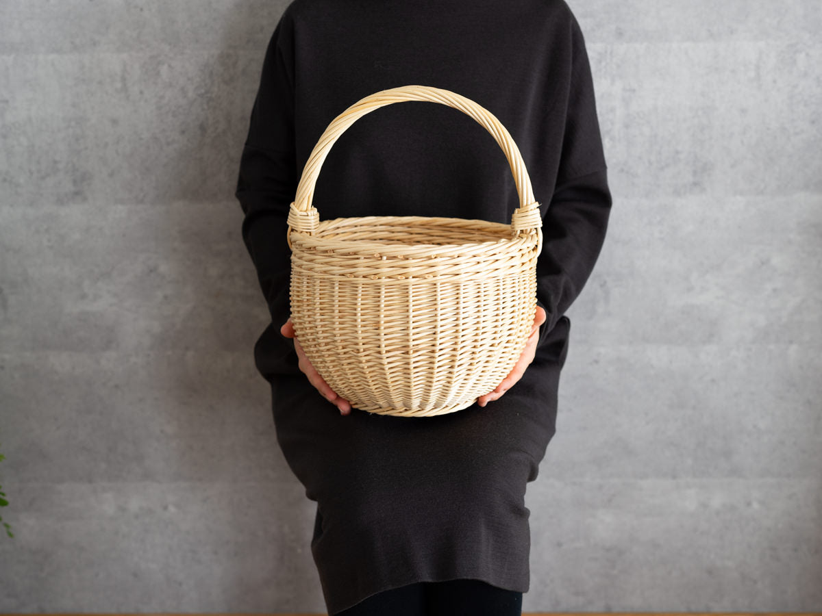 Round Basket Natural & White / Willow / BEL 440308