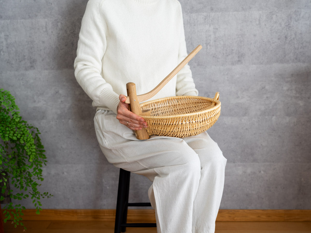 640209-1　ドイツ/やなぎ×ヘーゼル　くるみ割りバスケット