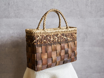 岩手県/くるみ　手提　裏皮市松　縁手表皮　アッパーモザイク　1510751