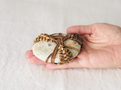 Paperweight（Shop Selection） / Walnut & Stone / Yamagata-JPN 311433-1