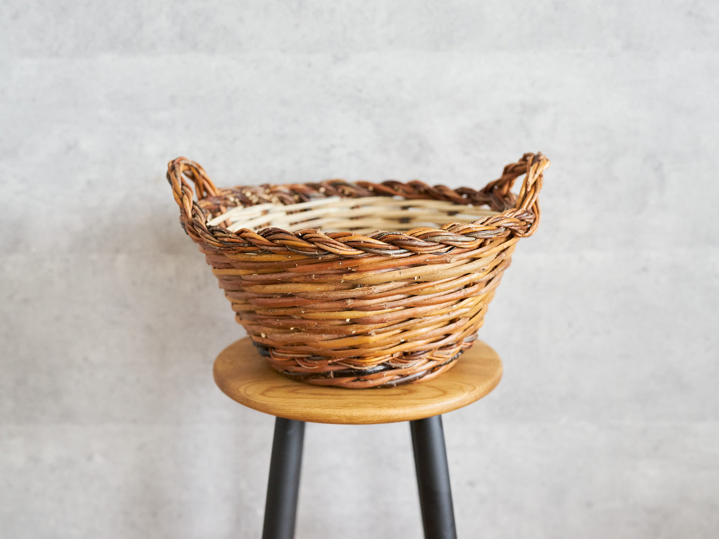 Round Basket with Two Handles / Willow / ESP 610606-1