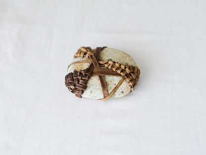 Paperweight（Shop Selection） / Walnut & Stone / Yamagata-JPN 311433-1