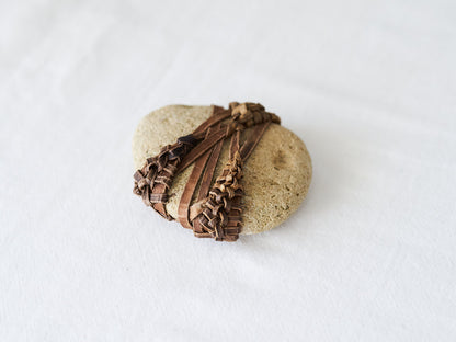 Paperweight（Shop Selection） / Walnut & Stone / Yamagata-JPN 311433-1