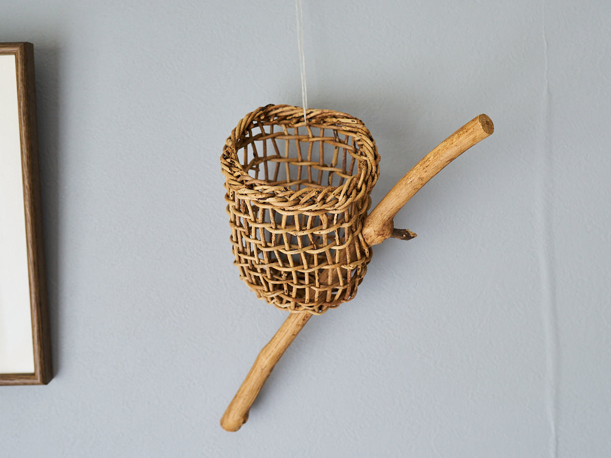 Wall Hanging Flower Basket with Grapevine Core / Akebi / Yamagata-JPN 311440-1