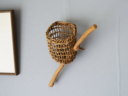 Wall Hanging Flower Basket with Grapevine Core / Akebi / Yamagata-JPN 311440-1