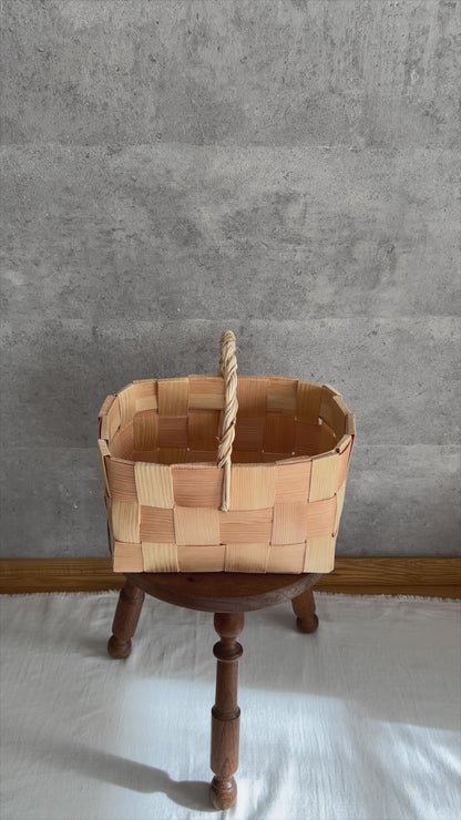 Shopping basket / Pine / EST 330713