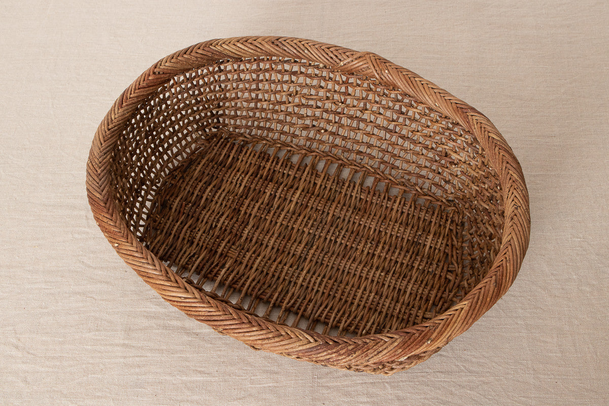 Oval basket XS, S, M, L ,XL / Brown Akebi vine / Nagano-JPN 311226