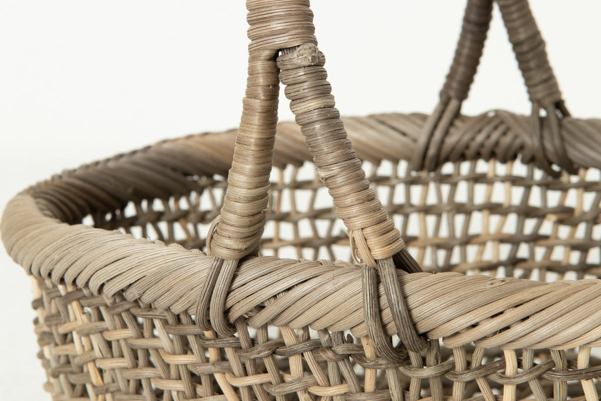 Oval basket with handle S, L / Gray Akebi vine / Nagano-JPN 311241