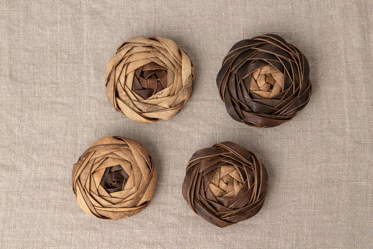 Brooch "Rose" (2 types) / Walnut / Yamagata-JPN 311415