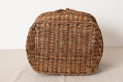 Half open weave basket / Brown Akebi vine / Nagano-JPN 311215-1