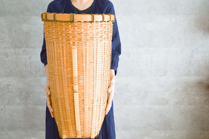 Flower basket "Sēkai-Chakago" / Madake bamboo / Ōita-JPN 220627-1