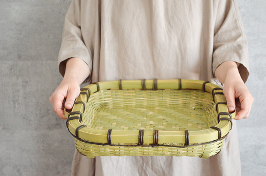 A double-handled basket tray / Madake bamboo / Ōita-JPN 220663-1